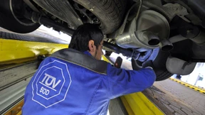 Alte Autos sollen jedes Jahr zum Tüv