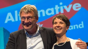 Auf dem Weg ins Autoritäre