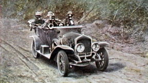 Im Auto auf Grenzwegen