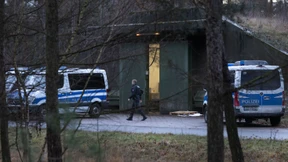 Polizei sucht bei Razzia nach illegalen Feuerwerkskörpern