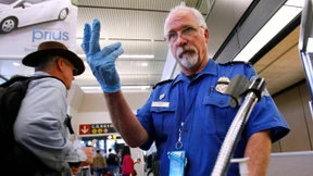 Ohne unser Wissen  gebrandmarkt