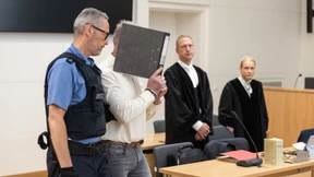 Zwischen Einsicht und Verschwörung