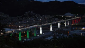 Neue Brücke jetzt für Verkehr geöffnet