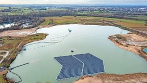 Wie ein Baggersee für Solarenergie genutzt wird