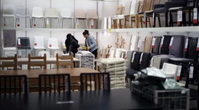 Ein Möbelriese feiert Geburtstag