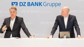 Bausparkasse Schwäbisch Hall und Versicherer R+V schwächeln