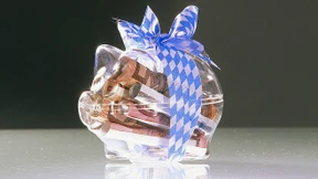 Die CSU will den gebeutelten Sparern helfen