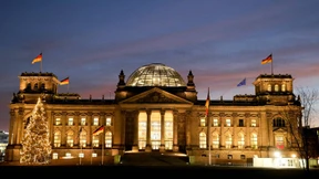 Koalition erwägt längere Wahlperiode