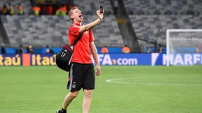 Sportjournalisten oder Fußballfans?