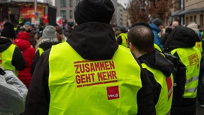 Soll die Belegschaft über KI im Betrieb entscheiden?