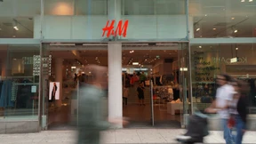 H&M zieht Werbung nach heftiger Kritik zurück