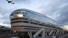 Sieben Minuten zum Zug, zehn zum Flughafen-Terminal