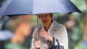 May will standhaft bleiben