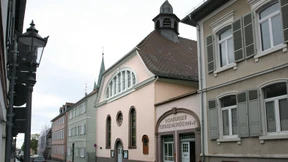 Kultur statt Turnstunden in früherer Kirche