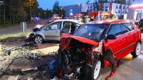 Freiheitsstrafen für zwei Raser nach Unfall mit Verletzten