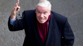 Reicher Onkel statt selbstbestimmter Vereinspolitik