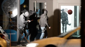 Polizei sucht weiteren Attentäter