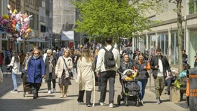 Drei Viertel der Deutschen sehen den Zusammenhalt gefährdet
