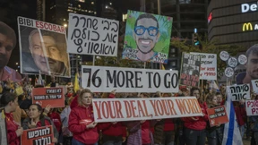 Geiselangehörige werfen Regierung Verzögerungstaktik vor