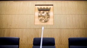  Linke klagt gegen Gesetz in Hessen