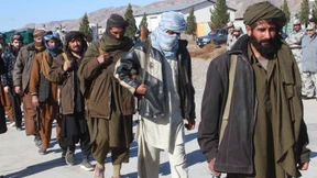 Klandestines Tauziehen