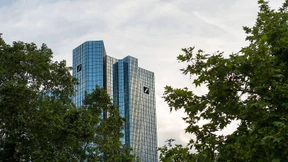 Wieso ist die Deutsche Bank noch im Dax?