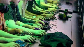 Einmal zahlen, alles spielen