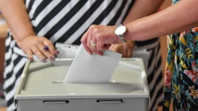 Und so was darf wählen!