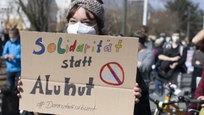 9872 Neuinfektionen und eine Inzidenz von 134,4