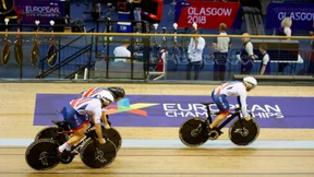 Rollladen runter, Fernseher an