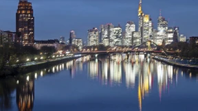 Weihnachtsgeld plus 3000 Euro steuerfrei