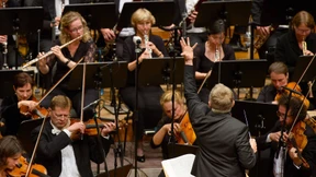 Die gewalttätige Neufassung der Welt 