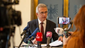 Feldmanns Dienst am Bürger