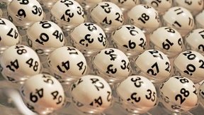 Lieber Lotto spielen oder ETF-Sparplan machen?