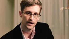 Snowden stellt sich Fragerunde im Internet