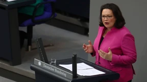 So antworten die Parteien auf Merkels Regierungserklärung