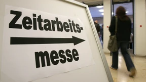 Zeitarbeiter verdrängen keine Stammarbeiter