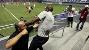 Costa Ricas Trainer prügelt sich aus dem Amt