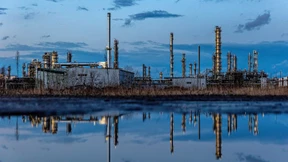 Wer rettet die PCK-Raffinerie in Schwedt?