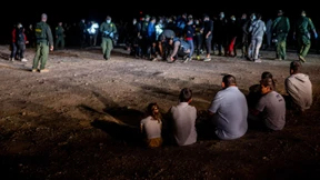 Texas’ Gouverneur will Migrantenkindern Schulbildung verweigern