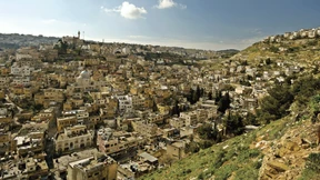 Salt: Vielfältige Stadt voller Geschichte und Architektur