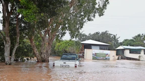 Wasser bis unter das Dach