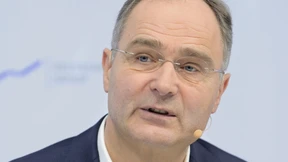 Der neue Baumeister der Börse