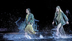 In jedem Glamourgirl steckt die Wolfsnatur