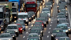 Ökonomen schlagen Anti-Stau-Maut vor