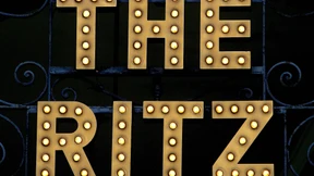 Wanzen-Attacke auf Eigentümer des Ritz