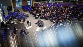 Pöbelndes Parlament