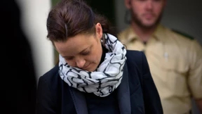 Zschäpe muss ihre Anwälte behalten