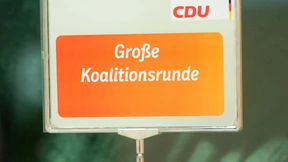 Zustimmung zu großer Koalition sinkt