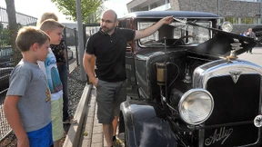 Oldtimer-Tour erinnert an eine Pioniertat